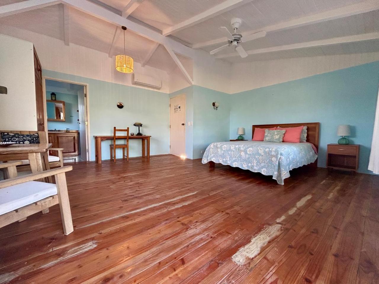 プエルトアヨラ Casa Kubler Bed & Breakfast エクステリア 写真
