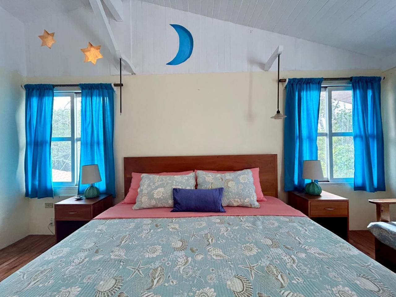 プエルトアヨラ Casa Kubler Bed & Breakfast エクステリア 写真